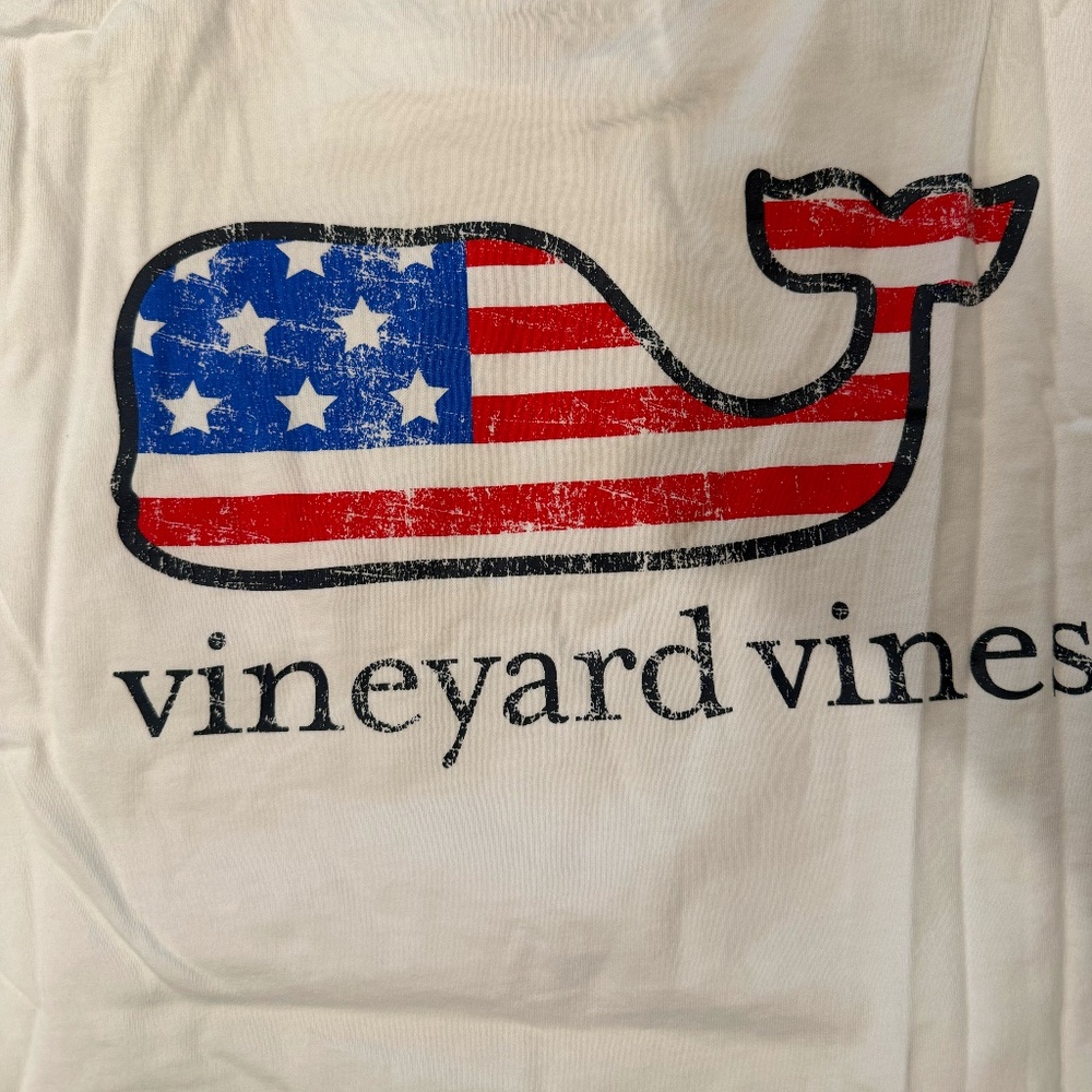 Vineyard Vines USA Flag Whale Pocket T Shirt Mens Medium White Patriotic